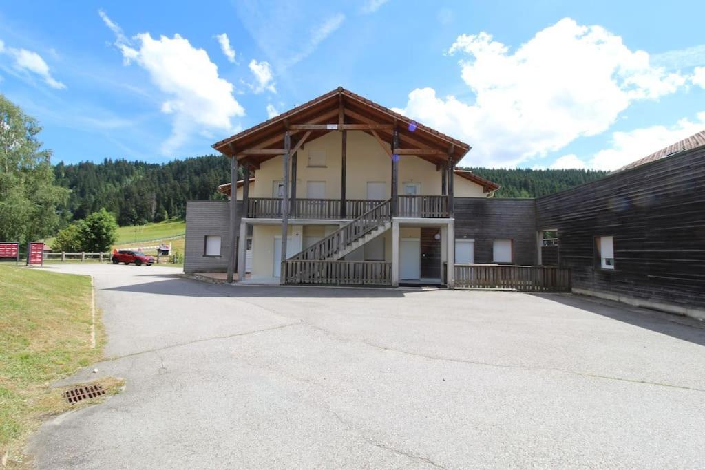 Apartamento Le Petit Bonhomme De Neige Gérardmer Exterior foto